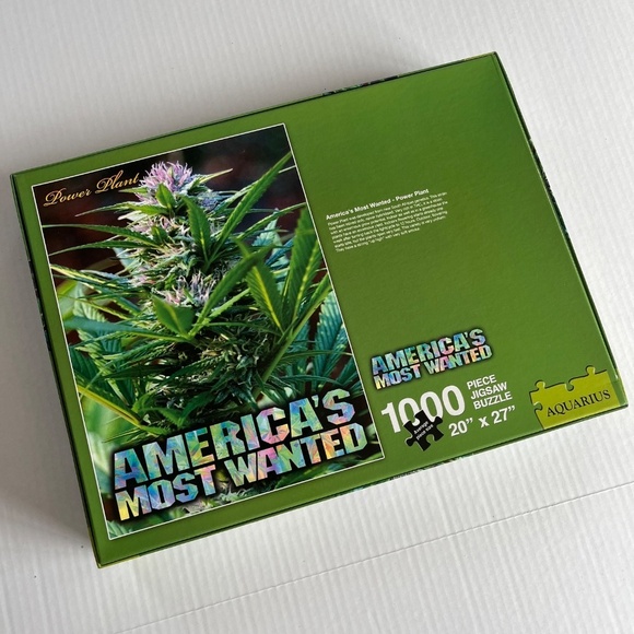 NWT 1000 Pieces Puzzle Cannabis Americas Most Wanted - Picture 7 of 8